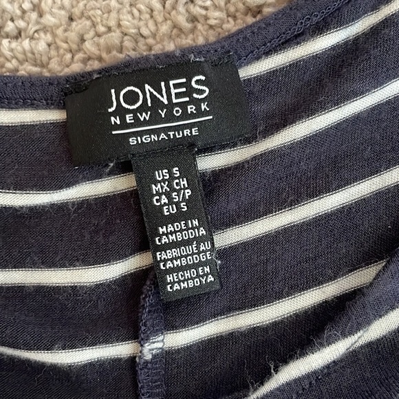 Striped Cold Shoulder Blouse - Picture 3 of 4